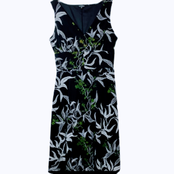 le chateau sleeveless black floral / leaf print midi surplice v-neck dress - Picture 1 of 6